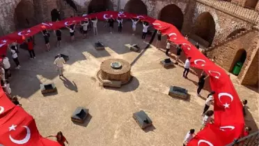 Cumhurbaşkanlığı Türkiye Bisiklet Turu'nun ilk gününde bayrak şöleni