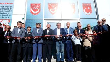 Gençlik ve Spor Bakanı Osman Aşkın Bak: Türkiye Yüzyılı hedefine gençlerle yürüyeceğiz