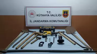 Kütahya'da Kaçak Kazı Yapan 4 Şüpheli Yakalandı