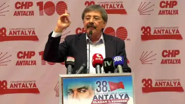 CHP Yüksek Disiplin Kurulu Üyesi Erdoğan: 'Selahattin Demirtaş'ı saygıyla anıyorum, selam gönderiyorum'