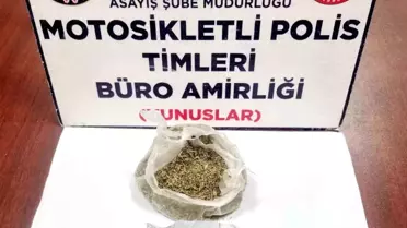Kütahya'da Motosikletli Polis Timlerince Uyuşturucu Operasyonu