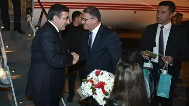 Cumhurbaşkanı Yardımcısı Cevdet Yılmaz, Van'da iş insanlarıyla bir araya geldi Açıklaması