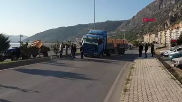 Isparta'da Lastiği Patlayan TIR Karşı Şeride Geçti