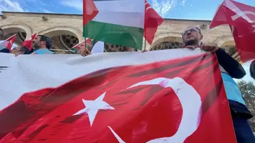 Türkiye'de Filistin'e Destek ve Dayanışma Gösterileri Düzenlendi