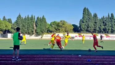 Alaçatıspor, Bayındırspor'u 4-0 yenerek lider oldu