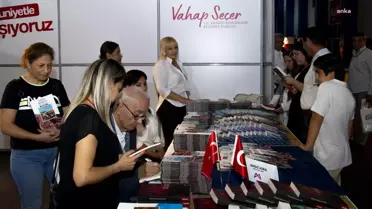 '8. Cnr Mersin Kitap Fuarı'nda Mersin Büyükşehir'in Standına Yoğun İlgi