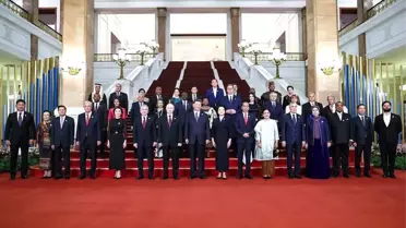 Çin Devlet Başkanı Xi Jinping, Rusya Devlet Başkanı Vladimir Putin'i karşıladı