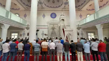 Adana ve çevre illerde Filistin'de hayatını kaybedenler için gıyabi cenaze namazı
