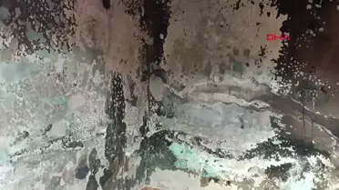 Depremde kızını kaybeden ailenin evinde yangın çıktı