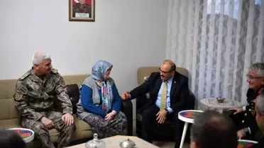 Vali Ustaoğlu, Burhaniye'yi ziyaret etti