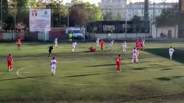 Bölgesel Amatör Lig Maçında Tartışmalı Karar