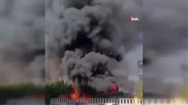 Tekstil atölyesi alev topuna döndü, patlama sesleri paniğe neden oldu