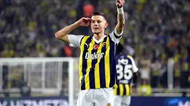 Fenerbahçe'nin Polonyalı futbolcusu Szymanski, Hatayspor'a attığı golle 9. golüne ulaştı