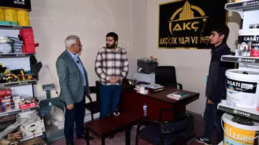Battalgazi Belediye Başkanı Osman Güder, depremzede esnafları ziyaret etti