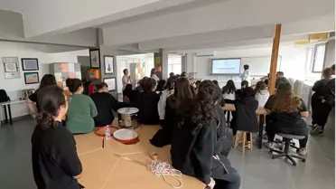 Datça'da lise ve ortaokul öğrencilerine ruh sağlığı hakkında bilgilendirme yapıldı