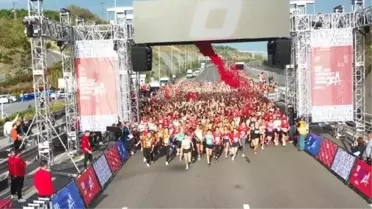 Cumhuriyetin 100. Yılında Kadınlar Köprüde Koştu