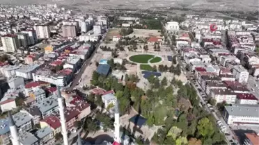 Sivas'ta Millet Bahçesi ve Kapalı Otopark Projesi İnşaatı Devam Ediyor