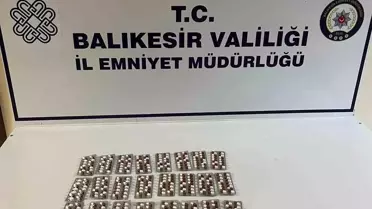 Balıkesir'de Polis Üst Aramasında 336 Adet Sentetik Uyuşturucu Hap Ele Geçirildi