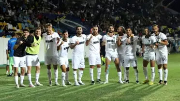 Menemen FK, Sarıyer'i mağlup ederek ikinci galibiyetini arıyor