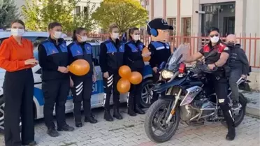 Lösemi Hastası Çocuğa Polislerden Sürpriz