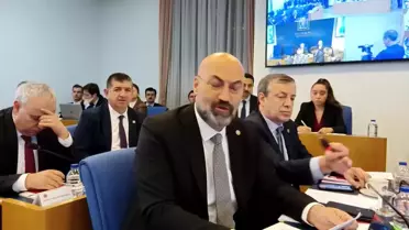 Fethi Açıkel: 'Türkiye'yi Geri Kalmış Ülkelerden Göç Alan Fakat Kendi Eğitimli Genç Mühendis, Doktor ve Yazılımcılarını İse Batı'ya Kaptıran Bu Milli...