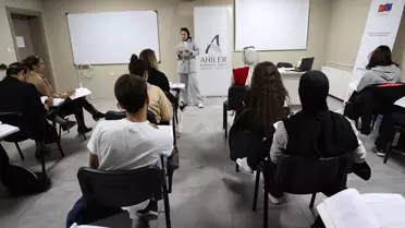 Kapadokya'da 30 kadın ve 40 genç balon pilotu yetiştiriliyor