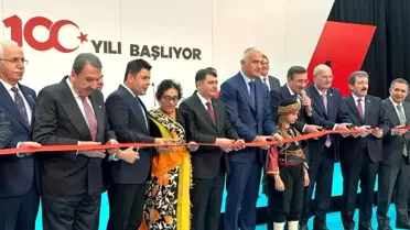 Cumhurbaşkanı Yardımcısı Yılmaz: 'Orta Vadeli Program çerçevesinde turizm yıl sonu hedefimiz 55 milyar doları aşmak'