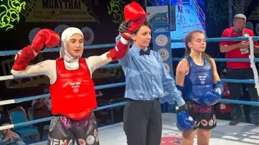 Milli Antrenör Amcasının İsrarıyla Muay Thai Yapan Genç Kız Dünya Şampiyonu Oldu