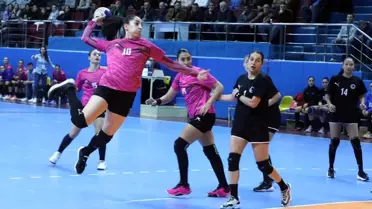 Yenimahalle Belediyesi SK, Üsküdar Belediyesi'ni mağlup etti