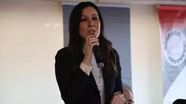 AK Parti'li Karaaslan: Dünyaya umut olabilmek için güçlü olmak zorundayız