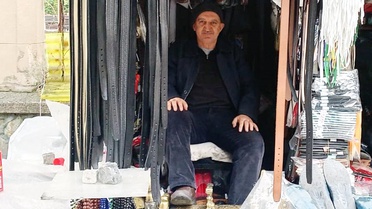Bozüyük'te Ayakkabı Boyacılığı Zorlaşıyor