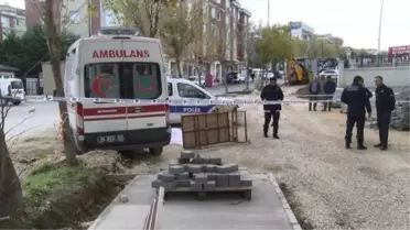 Büyükçekmece'de İş Makinası Kazası: Bir Kişi Hayatını Kaybetti