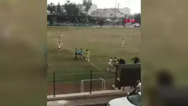 Limonspor Futbolcusu Kramponlarla Hakeme Saldırdı