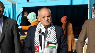 Başkan Öztürk Filistin için düzenlenen panayıra destek verdi