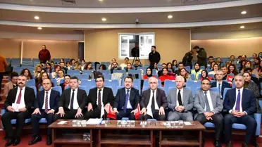 ESOGÜ'de 'İnsana Sevgi Yakışır' paneli düzenlendi