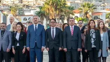 24 Kasım Öğretmenler Günü Kuşadası'nda Kutlandı