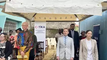 TİKA, Kamerun'da albino bireyler için siber kafe kurdu