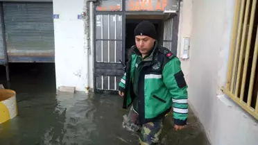 Gölcük'te Kuvvetli Fırtına Sonucu Ev ve İş Yerleri Su Bastı