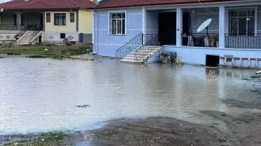Kulu'da Sağanak Yağış Sonucu Su Baskınları Oluştu