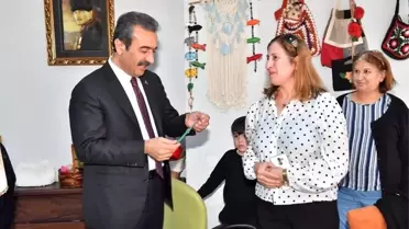 Adana'da açılan Kadın Sohbet ve Dayanışma Evi beğeni topluyor