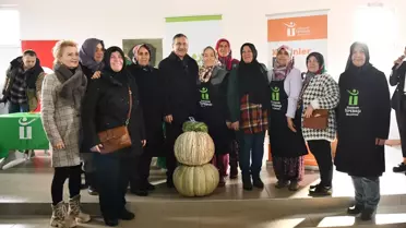 Tepebaşı Belediyesi tarafından düzenlenen 'Kızılinler Bal Kabağı Panayırı' yoğun ilgi gördü