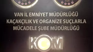 Van'da Gümrük Kaçağı Malzemeler Ele Geçirildi