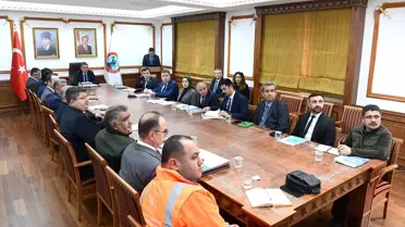 Kırşehir Valisi Köylerin Taleplerini Çözecek