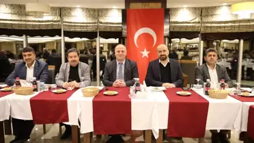 Eğitim-Bir-Sen Siirt Şubesi, İl Milli Eğitim Müdürlüğü çalışanları ile dayanışma yemeğinde bir araya geldi