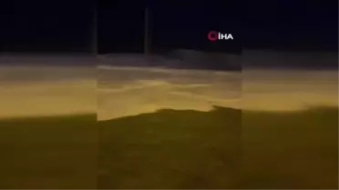 İstanbul'da fırtına! Çatılar uçtu, tekneler battı, tanker karaya oturdu 