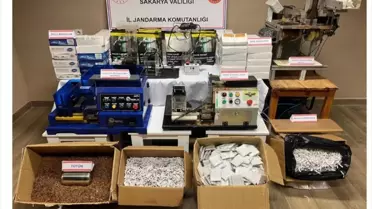 Sakarya'da ev ve depoda kaçak sigara operasyonu