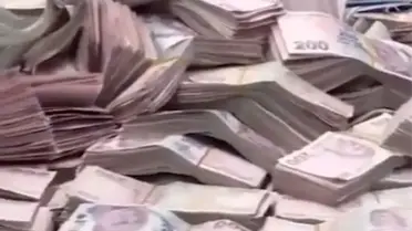 Düğünde toplanan parayı onlarca kişi 6 saatte sayabildi