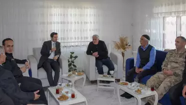Genç Kaymakamı Muhammet Güzel şehit ailelerini ziyaret etti