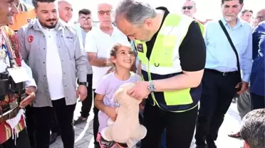 Kahramanmaraş depremi sonrası minik Melek'ten Başkan Aktaş'a özlem mesajı