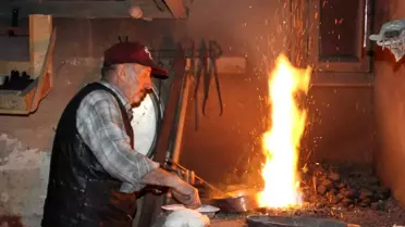 Bayburt'ta 56 Yıldır Bakırcılık Yapan Usta